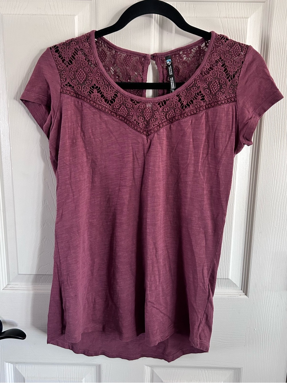 Kuhl Lace Yoke Short Sleeve Top Mauve Plum Outdoor Boho Sz Small READ
